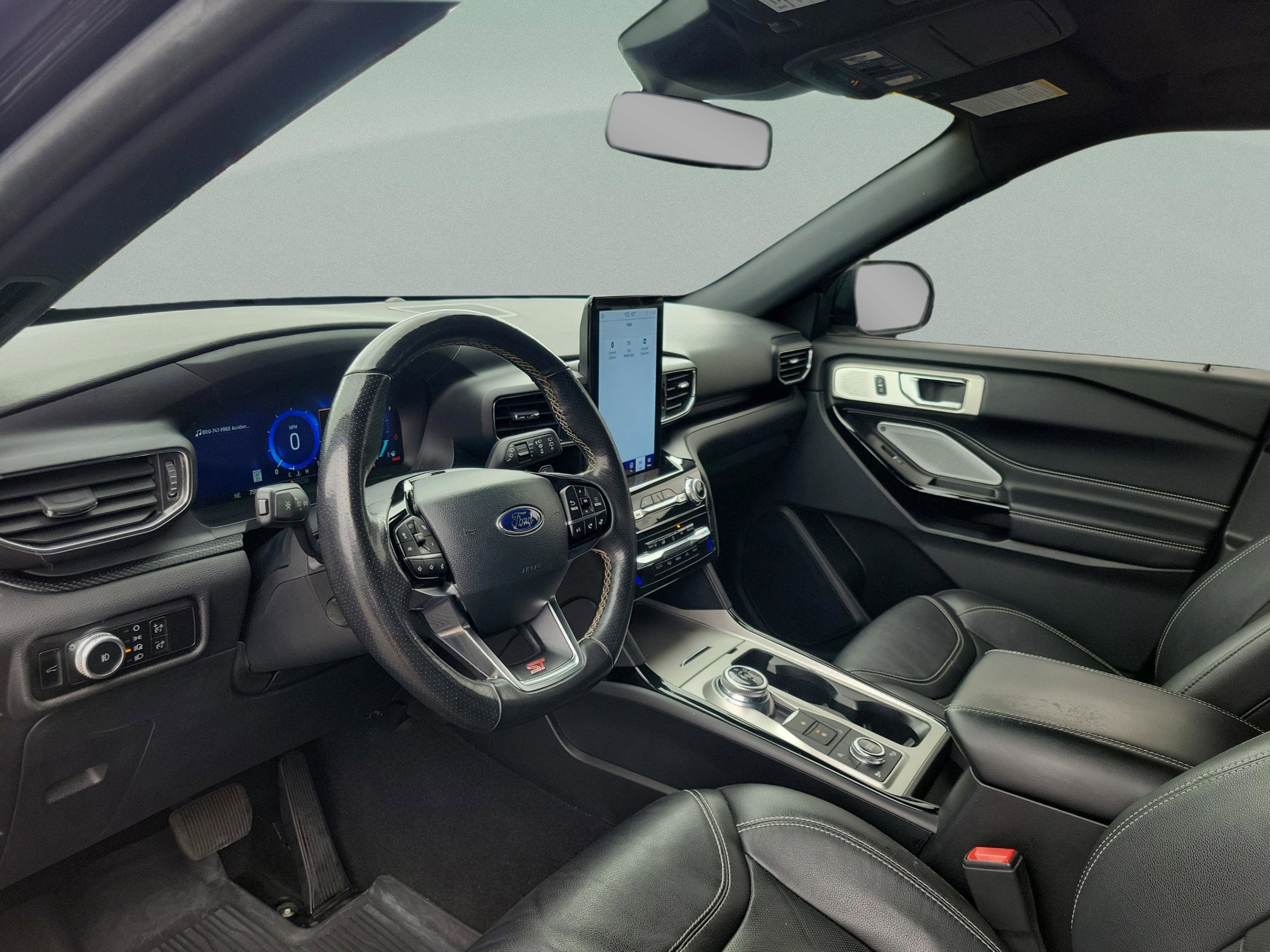 Used 2023 Ford Explorer ST w/ Equipment Group 401A AWD/4WD image 16