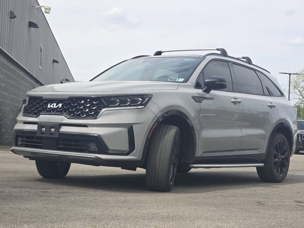 Used 2023 Kia Sorento SX AWD/4WD image 14