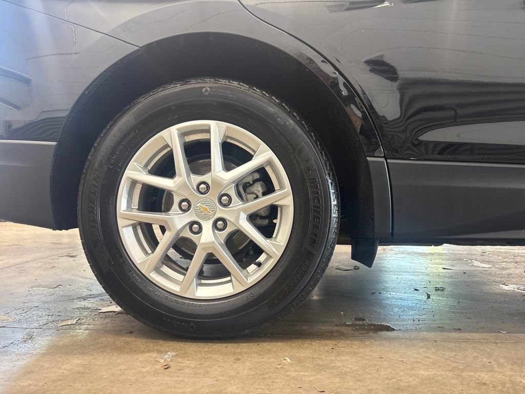 Used 2024 Chevrolet Equinox LS w/ LPO, Floor Liner Package FWD image 21