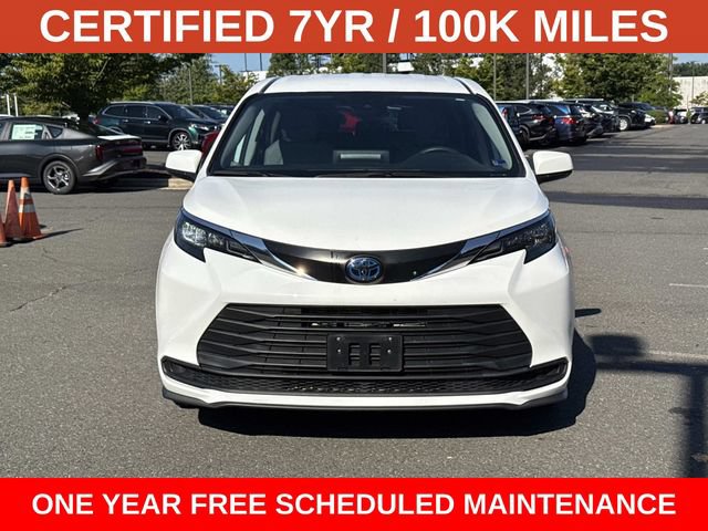 Used 2024 Toyota Sienna LE FWD image 6