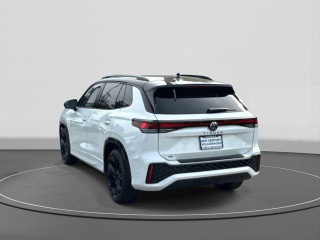 New 2026 Volkswagen Tiguan SE R-Line image 3