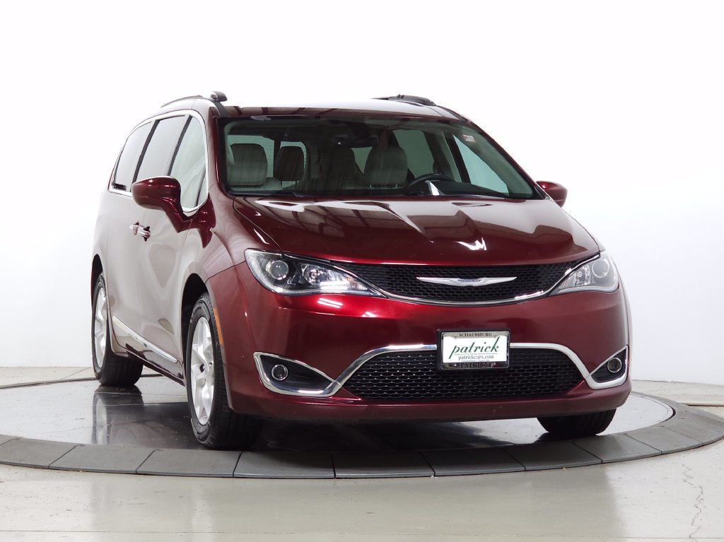 Used 2017 Chrysler Pacifica Touring-L Plus w/ Tire & Wheel Group