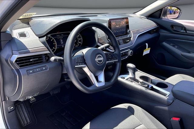 New 2026 Nissan Altima 2.5 SV FWD image 7