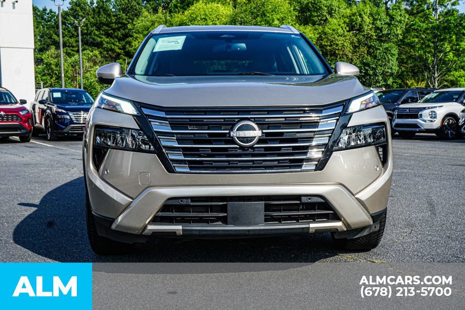 Used 2024 Nissan Rogue SL AWD/4WD image 9