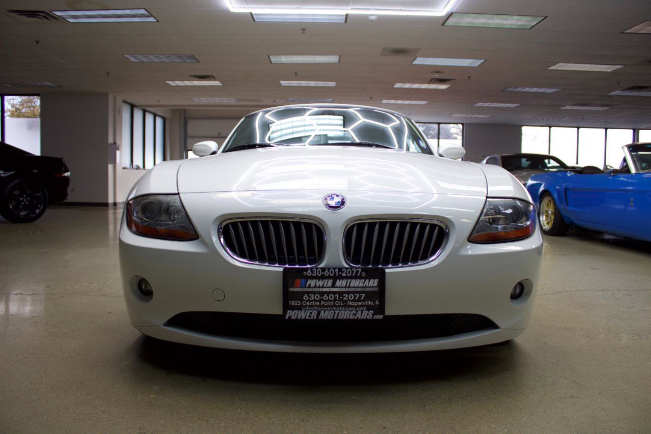 Used 2003 BMW Z4 3.0i image 10