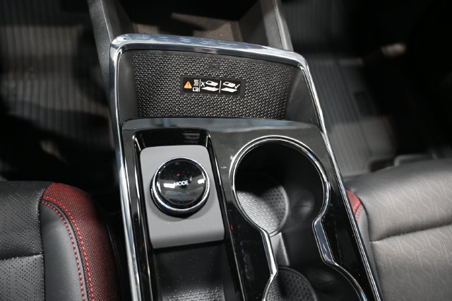 New 2027 Chevrolet Equinox RS w/ LPO, Floor Liner Package FWD image 19