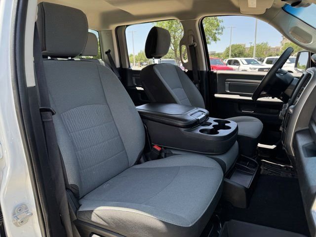 Used 2022 RAM 1500 Classic SLT w/ Electronics Group AWD/4WD image 28