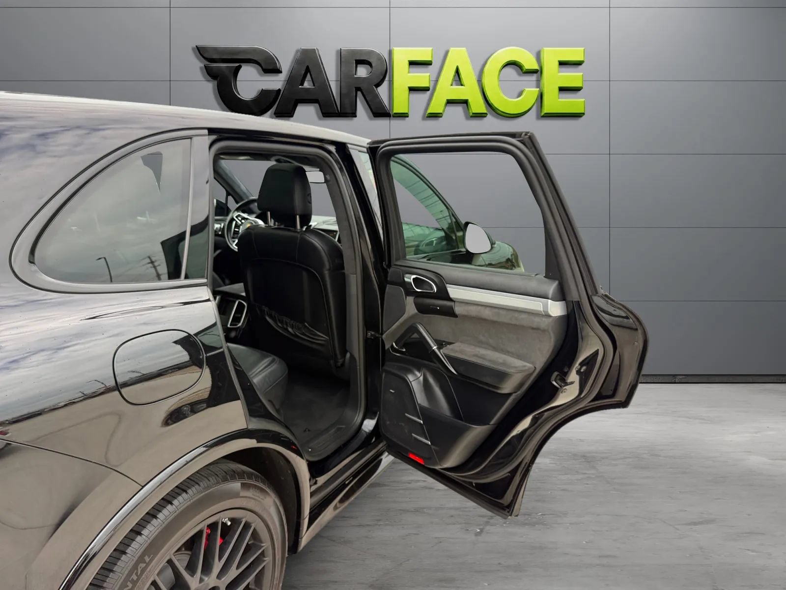 Used 2016 Porsche Cayenne GTS AWD/4WD image 25