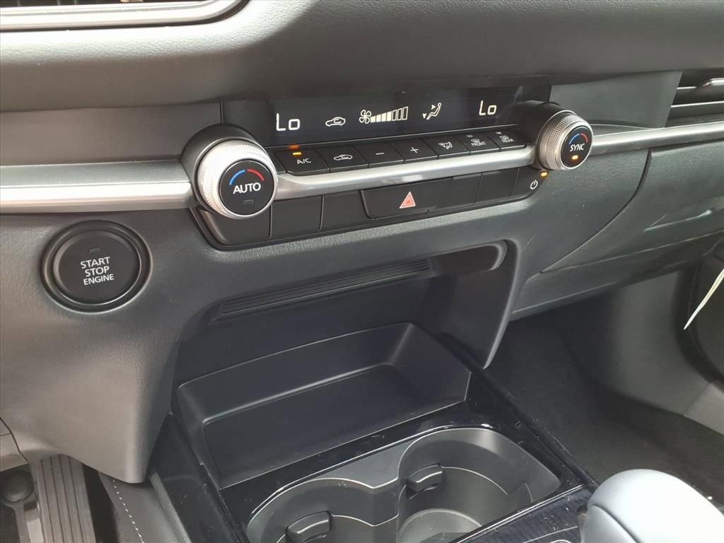 New 2025 MAZDA CX-30 AWD 2.5 S w/ Select Sport Pkg image 16