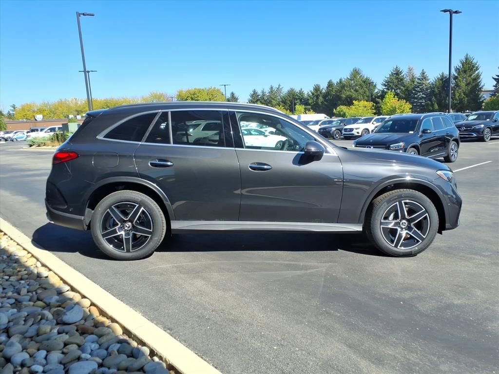 New 2026 Mercedes-Benz GLC 300 4MATIC image 7