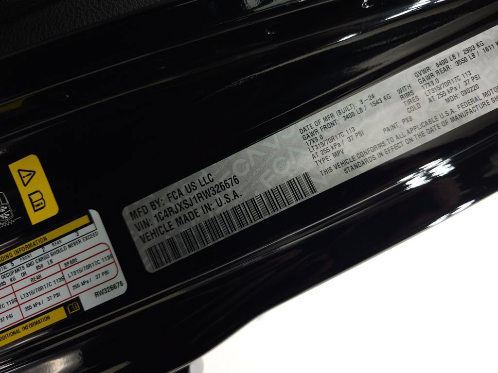 Used 2024 Jeep Wrangler Unlimited Rubicon 392 AWD/4WD image 33