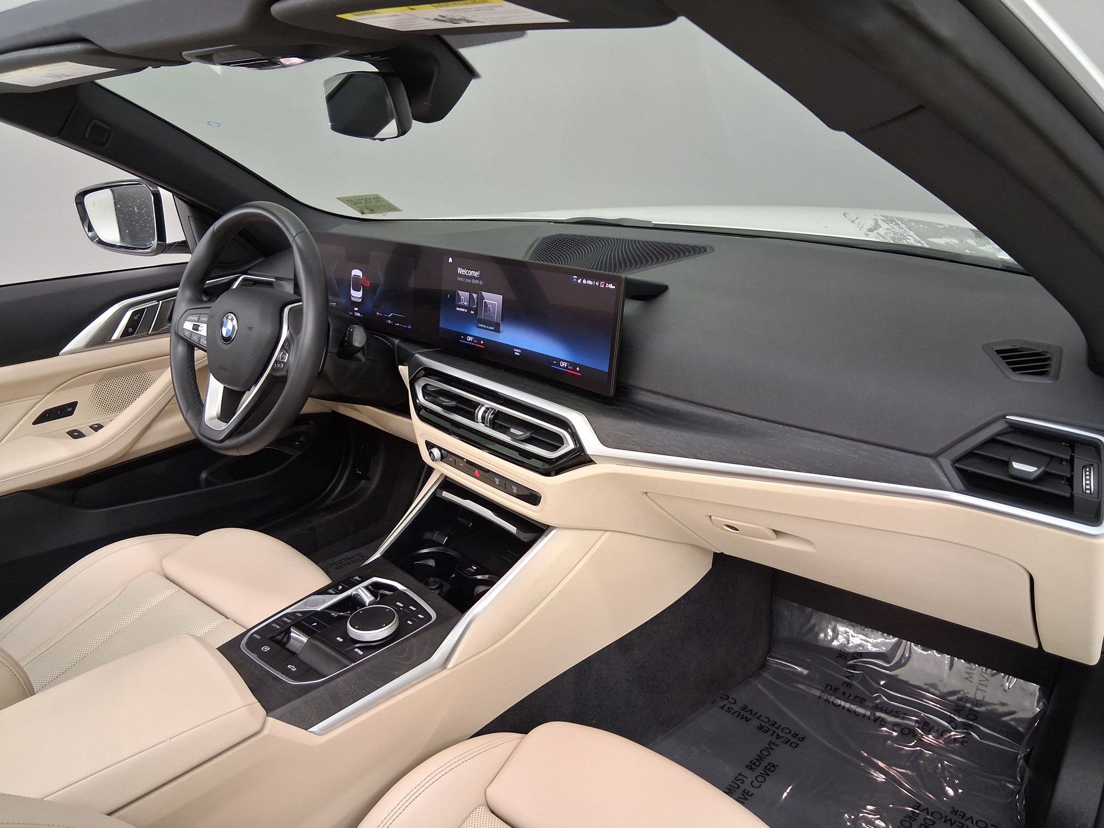 Used 2024 BMW 430i Convertible w/ Convenience Package image 31