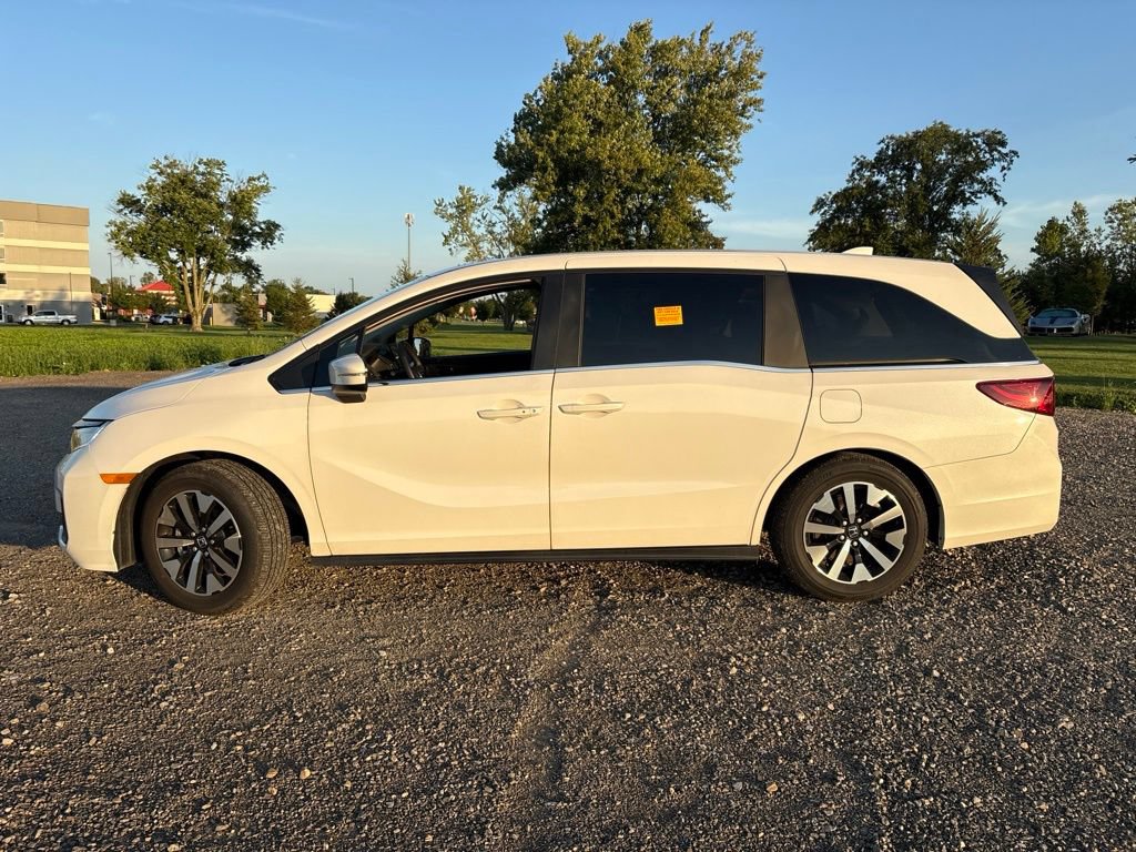 Used 2026 Honda Odyssey EX-L image 7