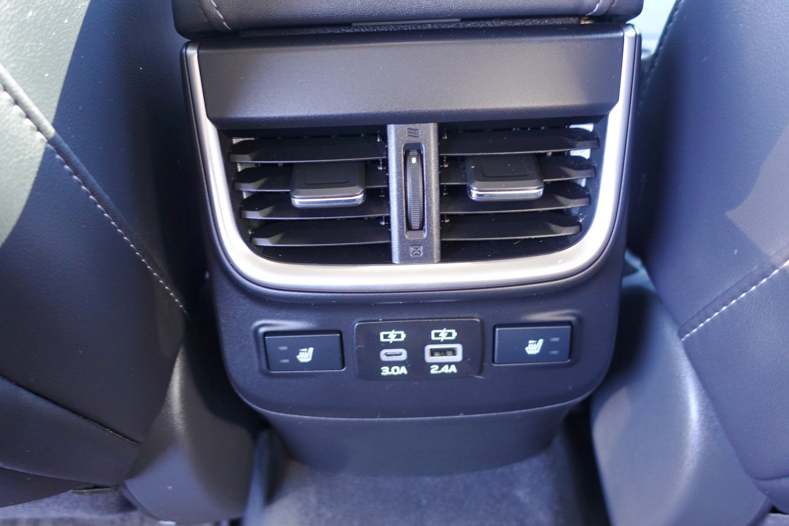 Certified 2025 Subaru Outback Limited image 26