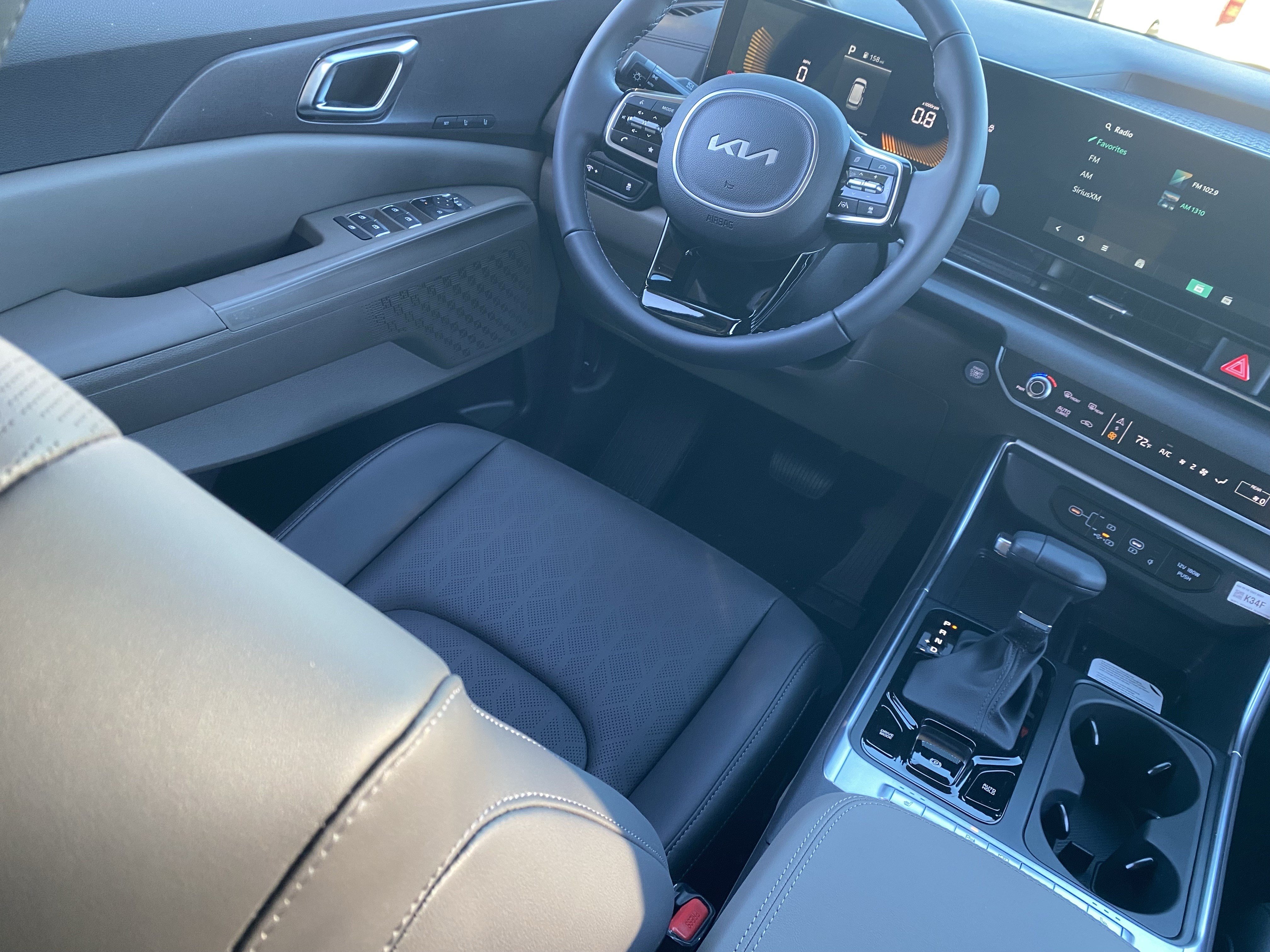 New 2026 Kia Carnival EX FWD image 12