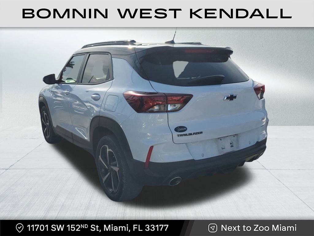 Used 2021 Chevrolet TrailBlazer RS w/ Sun and Liftgate Package image 5