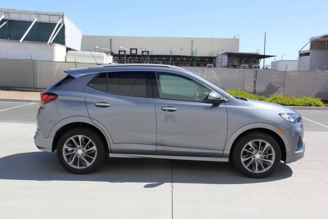 Used 2021 Buick Encore GX Essence w/ Advanced Technology Package AWD/4WD image 4