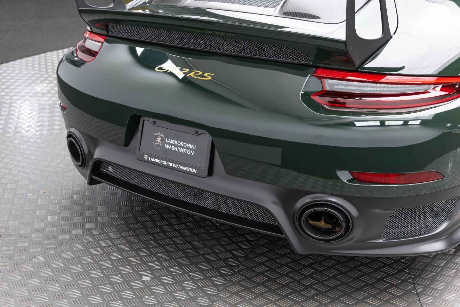 Used 2018 Porsche 911 GT2 RS RWD image 46
