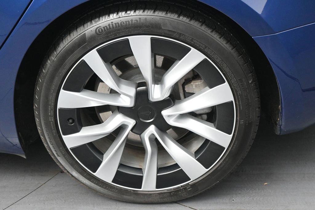 Used 2024 Tesla Model 3 Standard Range RWD image 33