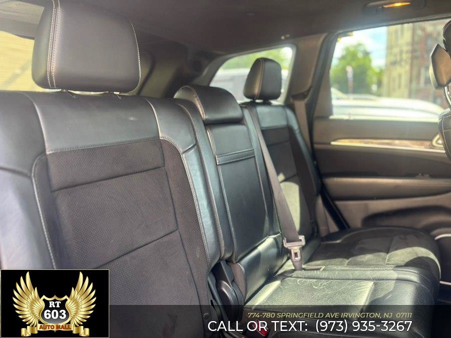 Used 2015 Jeep Grand Cherokee SRT w/ Trailer Tow Group IV AWD/4WD image 8