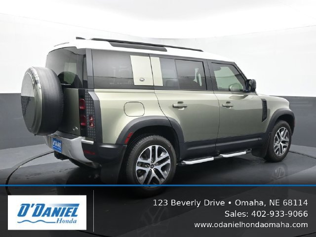 Used 2020 Land Rover Defender 110 HSE AWD/4WD image 6