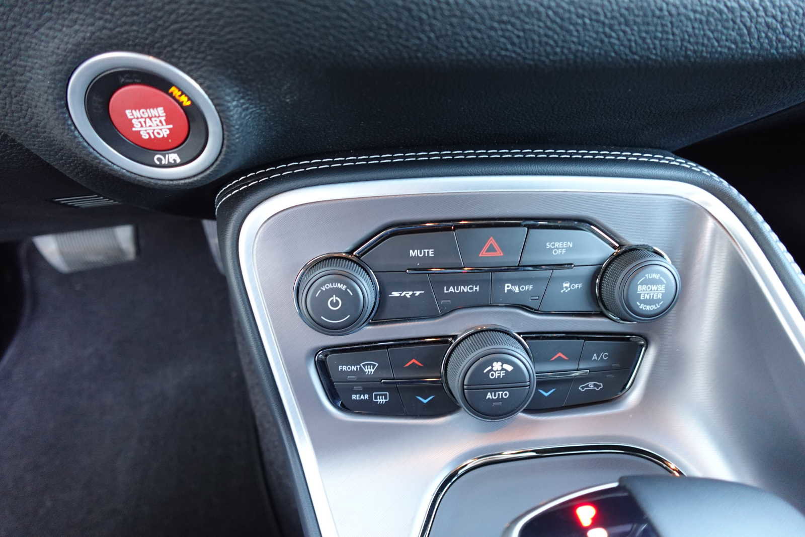 Used 2022 Dodge Challenger SRT Hellcat RWD image 20