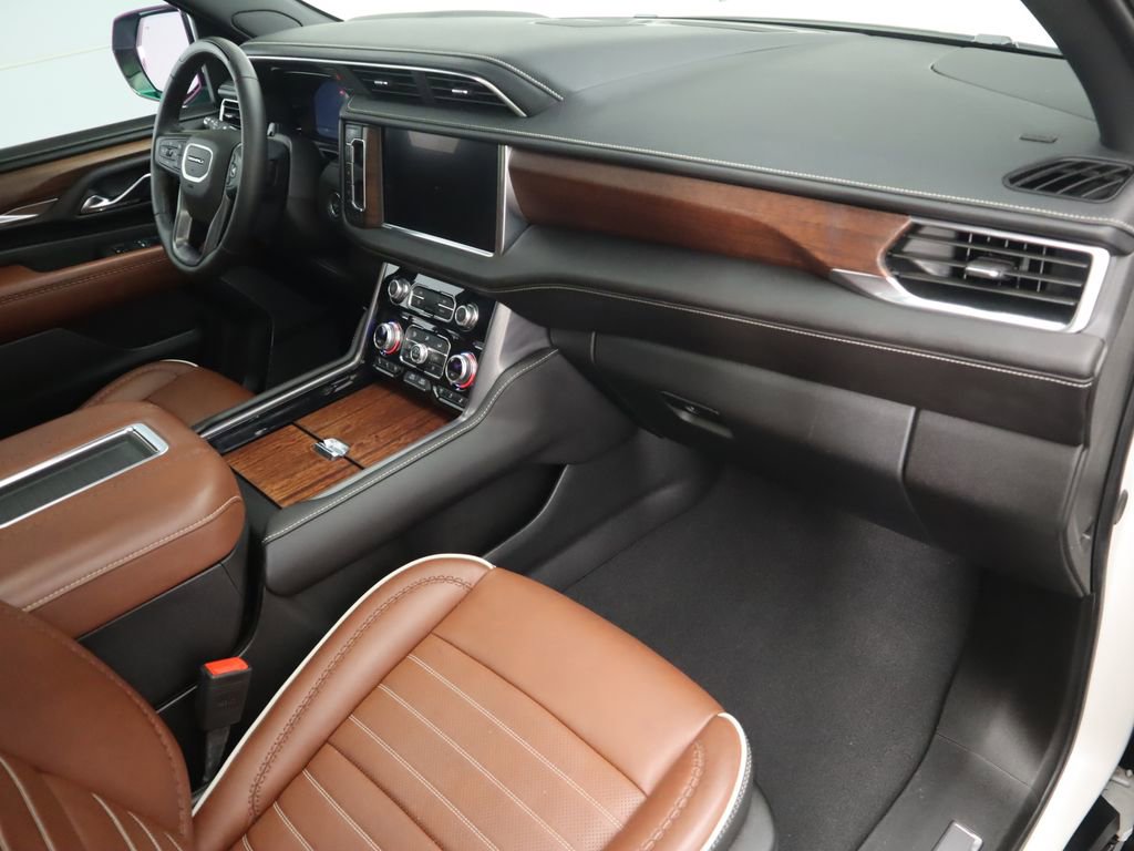 Used 2024 GMC Yukon Denali Ultimate image 18