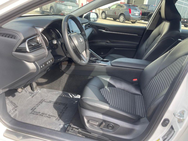 Used 2024 Toyota Camry SE image 17
