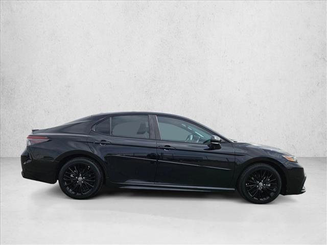 Used 2022 Toyota Camry SE w/ Carpet Mat Package (TMS) FWD image 4