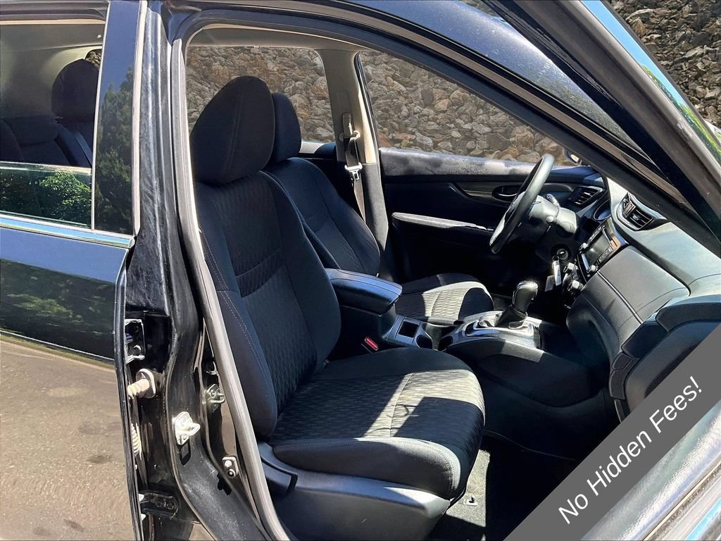 Used 2019 Nissan Rogue S AWD/4WD image 6