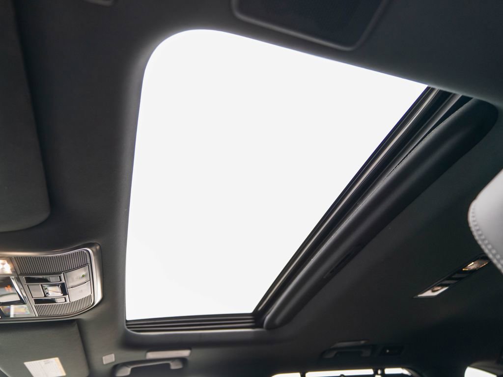 Used 2024 Lexus LX 600 4WD w/ Appearance Package image 27