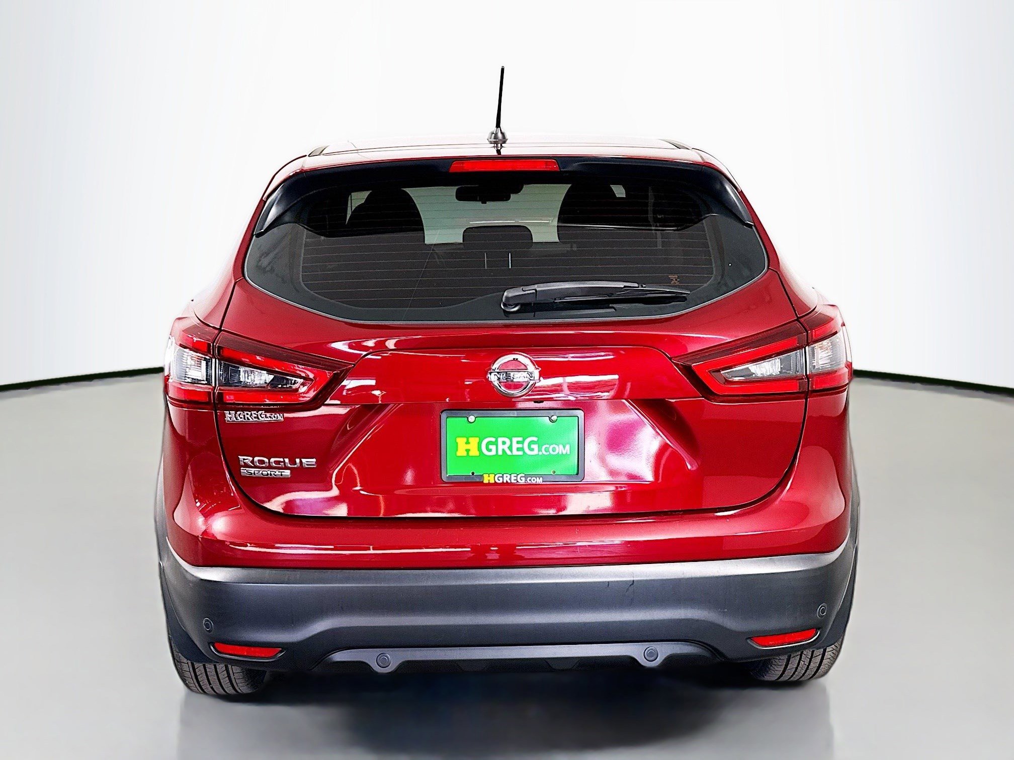 Used 2021 Nissan Rogue Sport S image 8