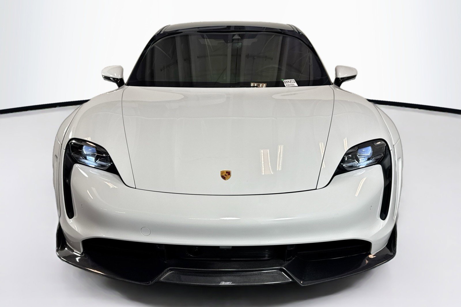 Used 2022 Porsche Taycan Turbo S image 2