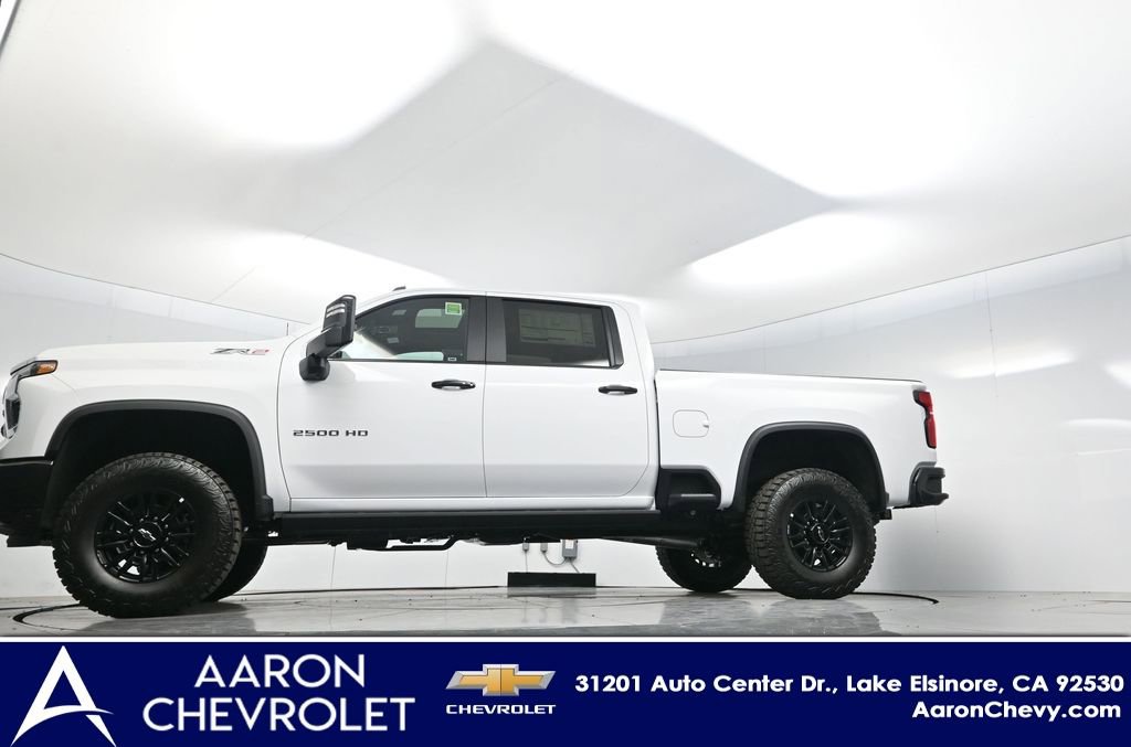 New 2026 Chevrolet Silverado 2500 ZR2 AWD/4WD image 6