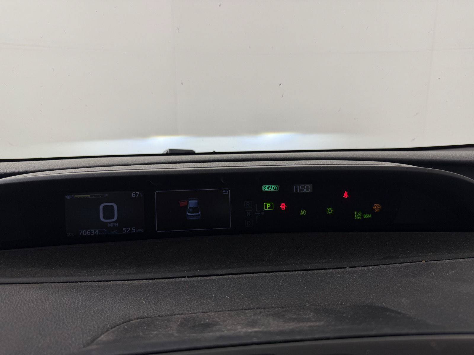 Used 2022 Toyota Prius AWD image 21