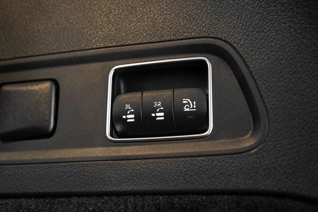 New 2026 Mercedes-Benz GLS 450 4MATIC image 39