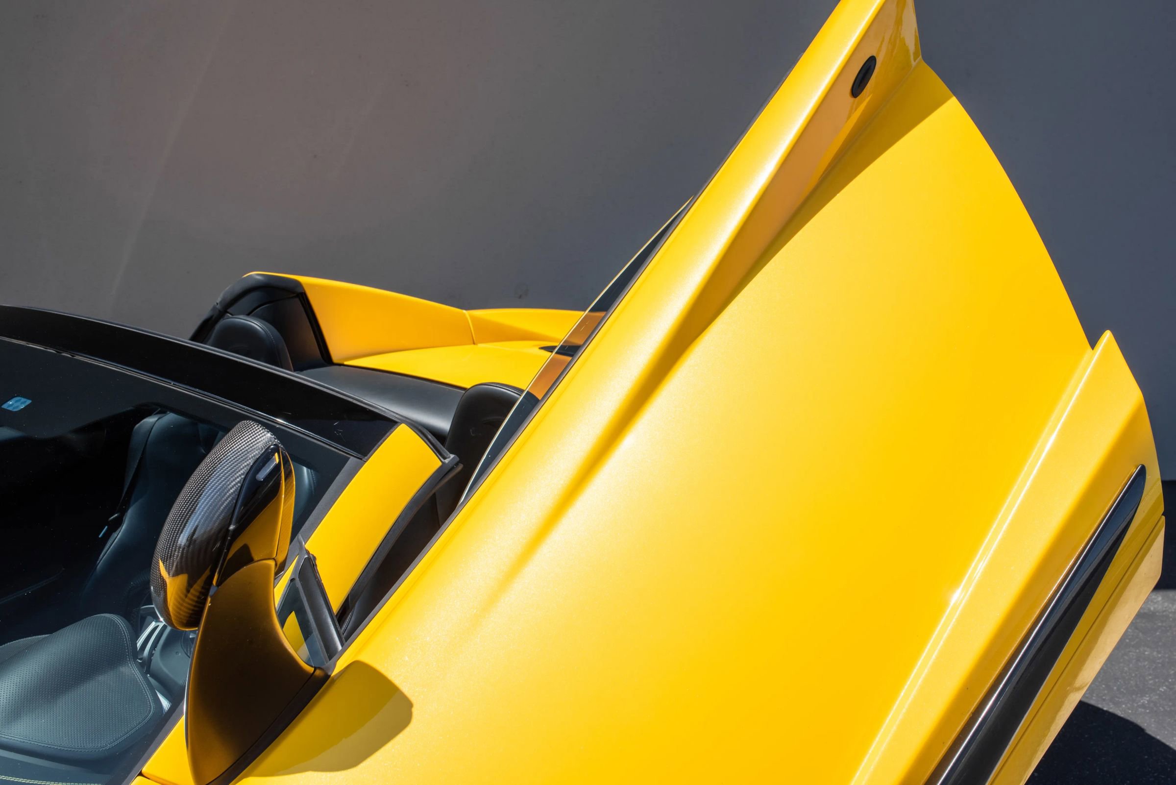 Used 2015 McLaren 650S Spider Convertible 2D image 21