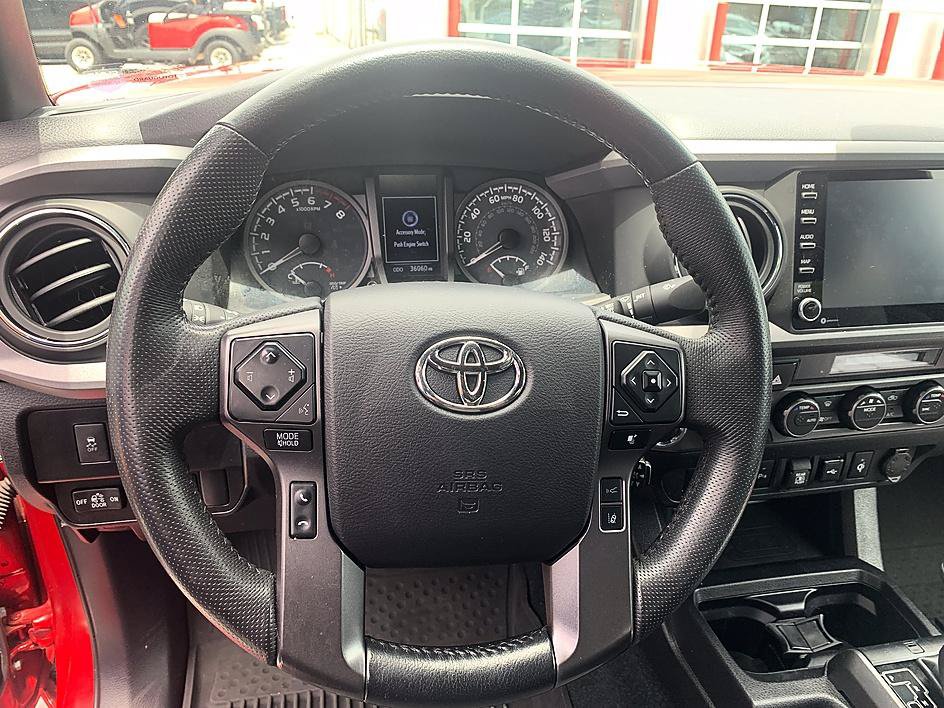 Certified 2022 Toyota Tacoma TRD Off-Road w/ Technology Package AWD/4WD image 12