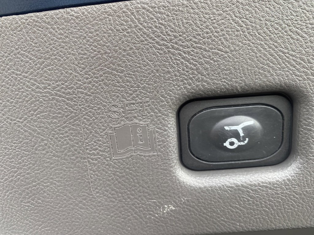 Used 2019 Lincoln Nautilus Reserve image 25