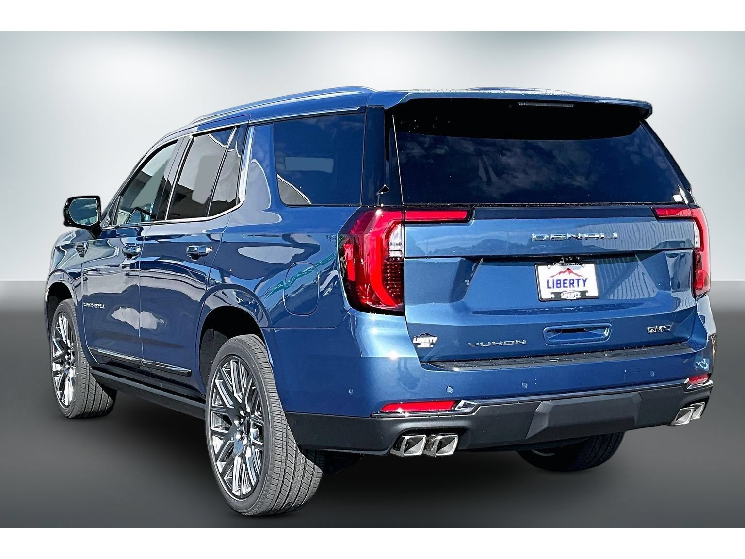 New 2027 GMC Yukon Denali Ultimate AWD/4WD image 3
