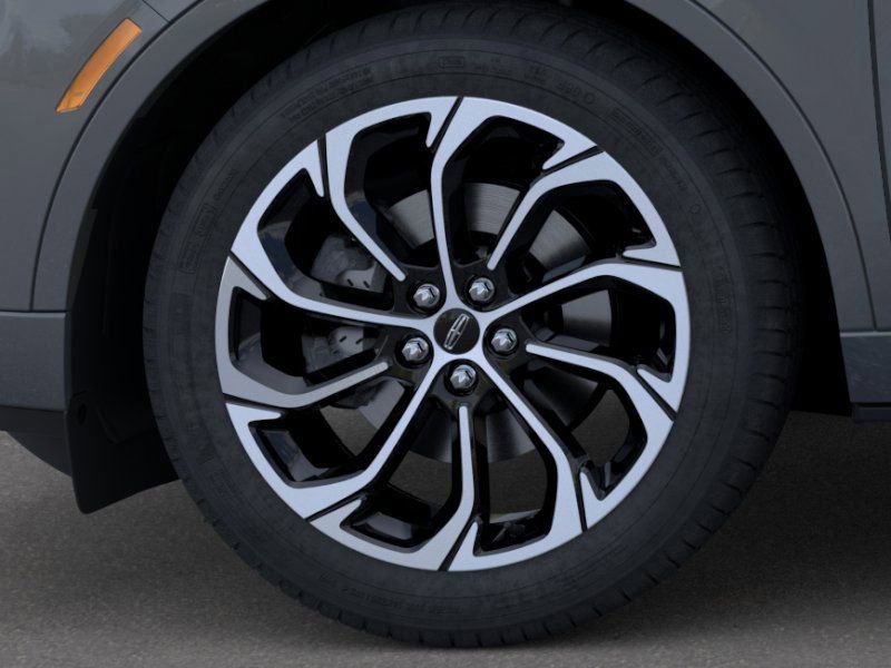 New 2025 Lincoln Nautilus Reserve image 19