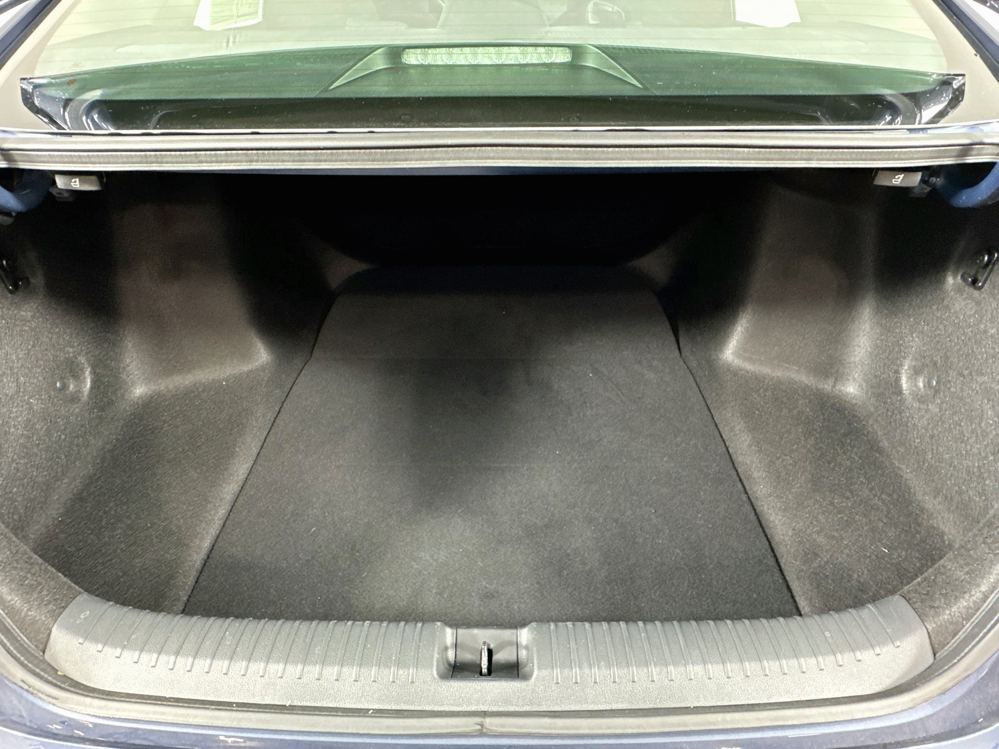 Certified 2023 Honda Accord EX image 25