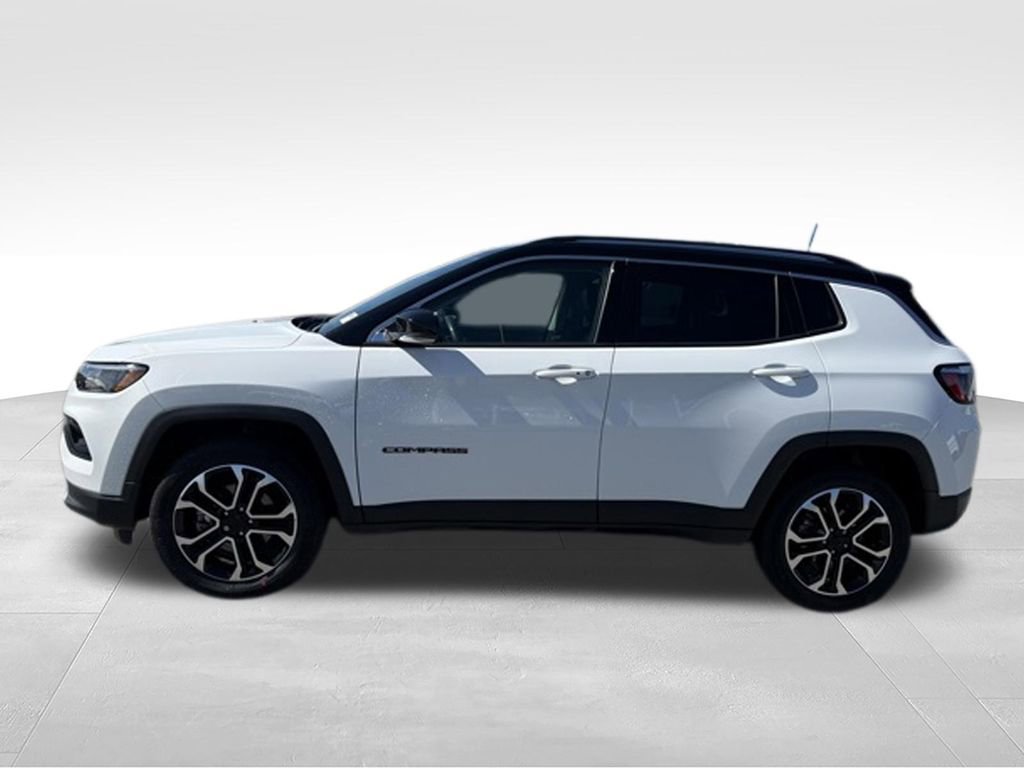 Used 2022 Jeep Compass Limited AWD/4WD image 2