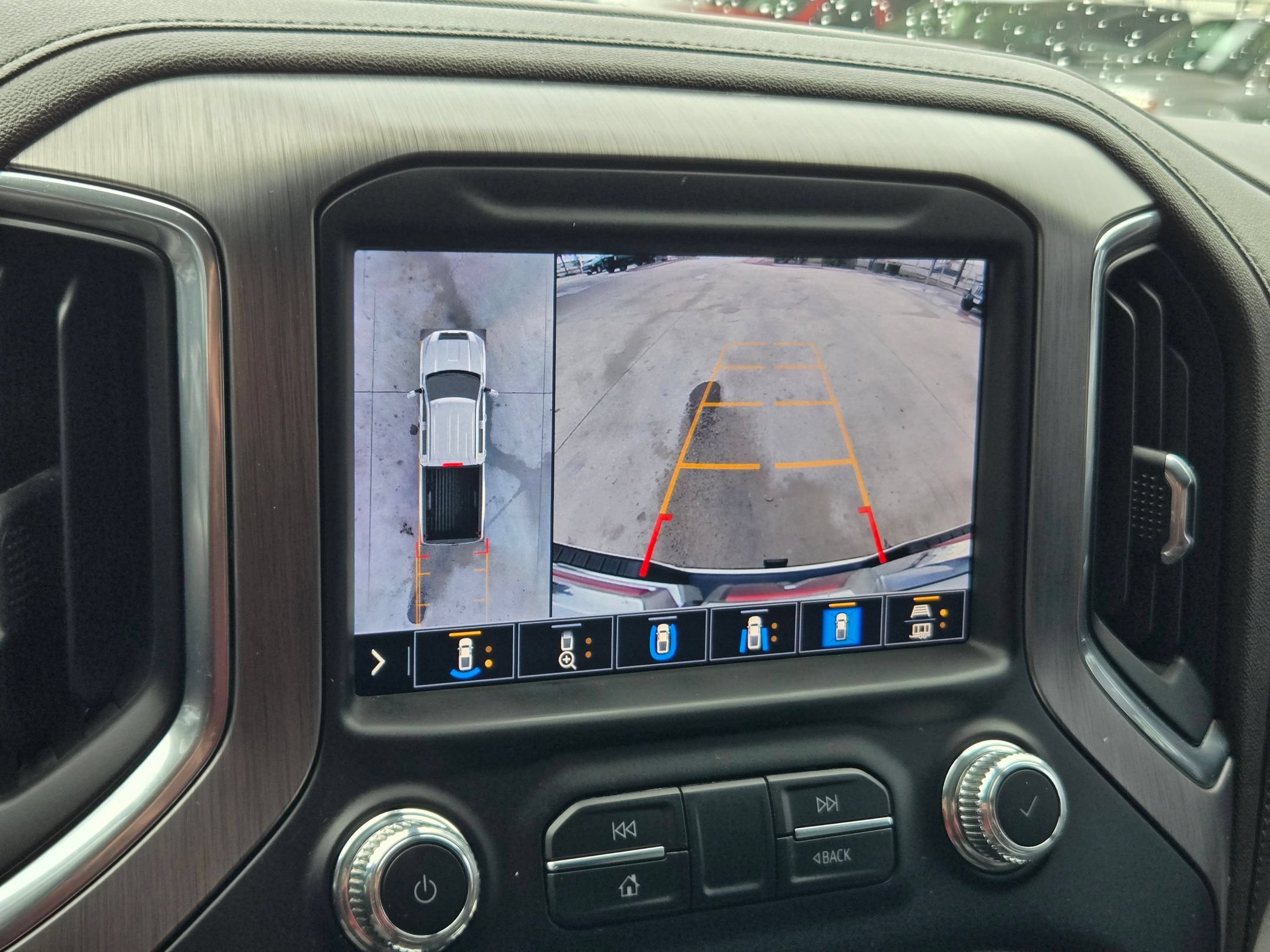 Certified 2020 GMC Sierra 2500 Denali w/ Denali Ultimate Package AWD/4WD image 16