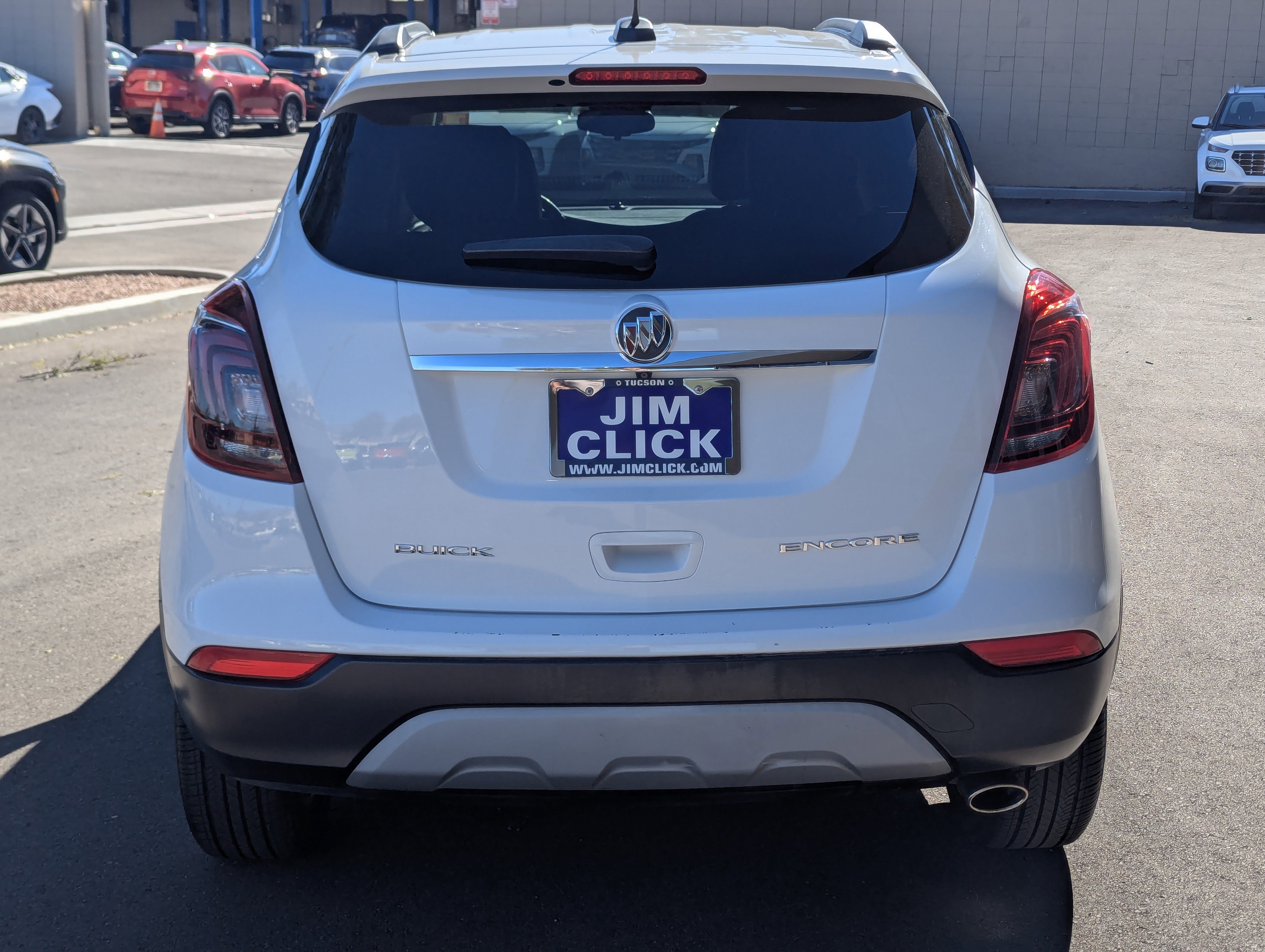 Used 2018 Buick Encore Preferred image 3