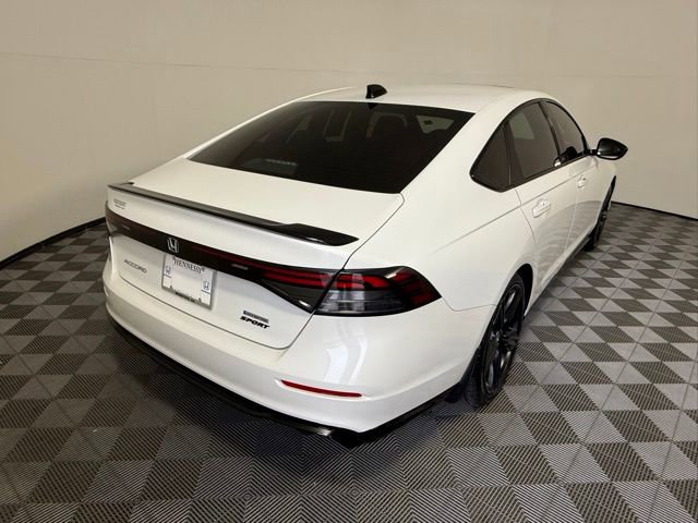 Used 2024 Honda Accord Sport image 6