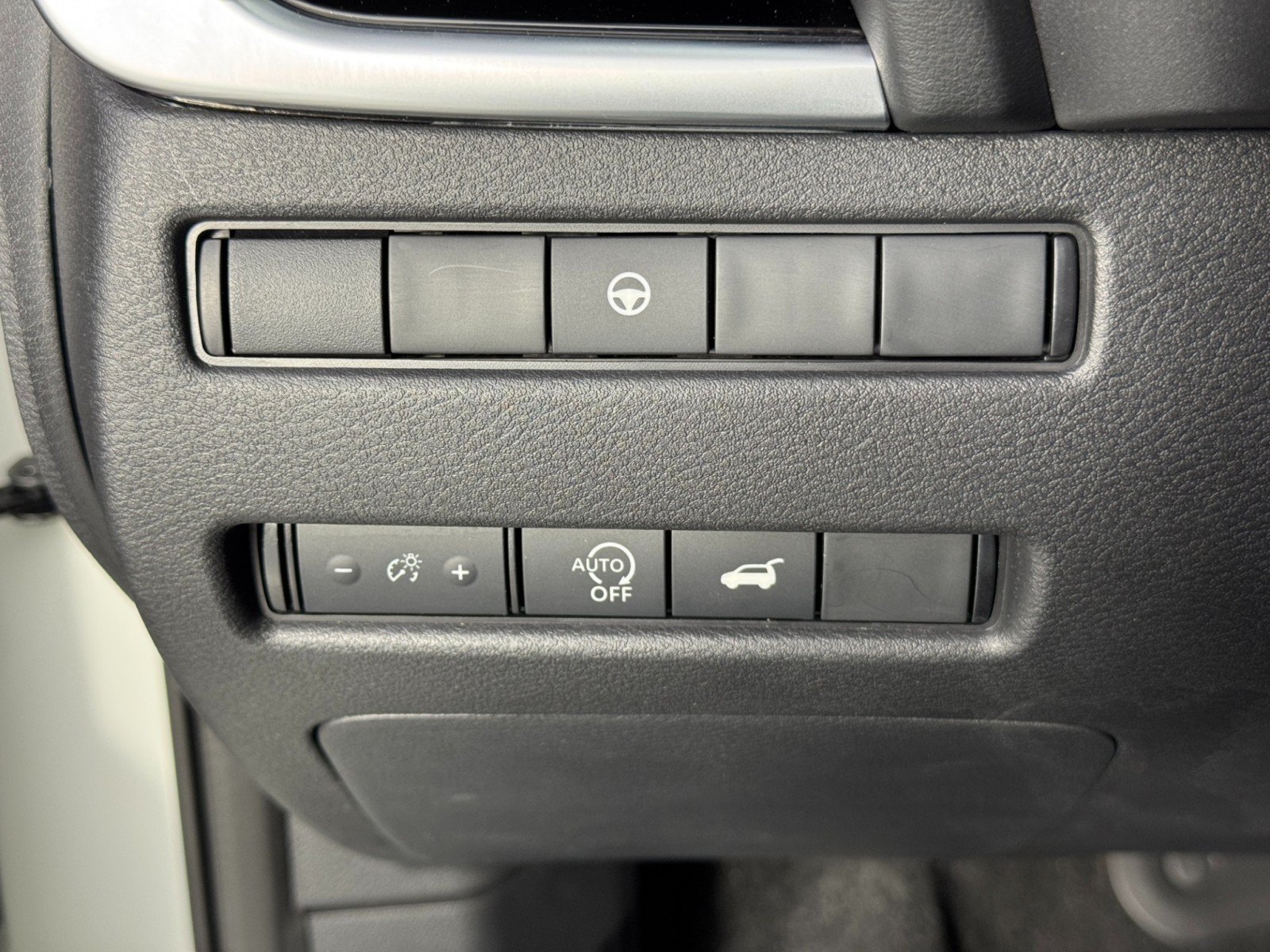 Used 2023 Nissan Rogue SL w/ SL Premium Package AWD/4WD image 18