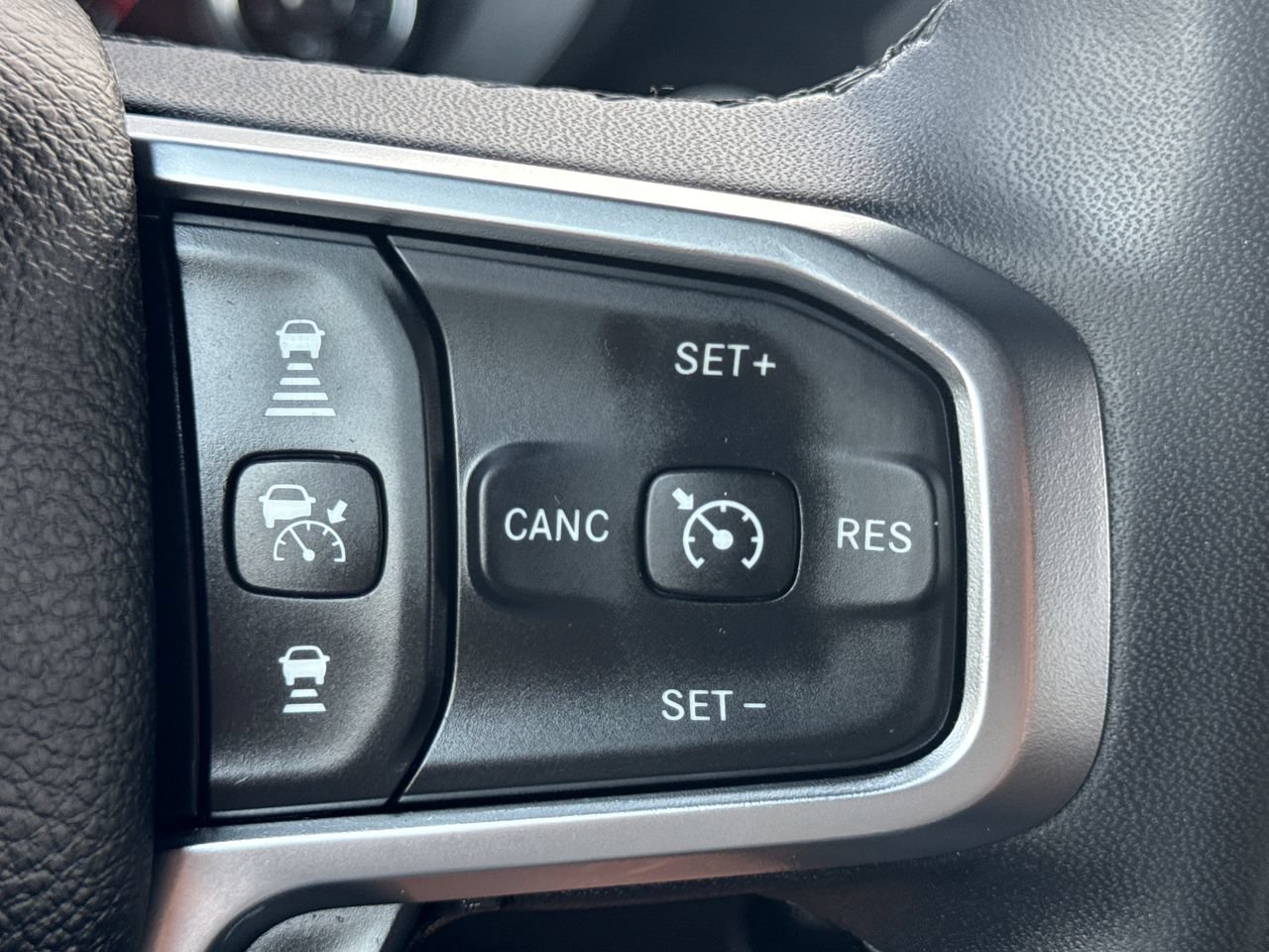 Used 2025 RAM 1500 Big Horn AWD/4WD image 27