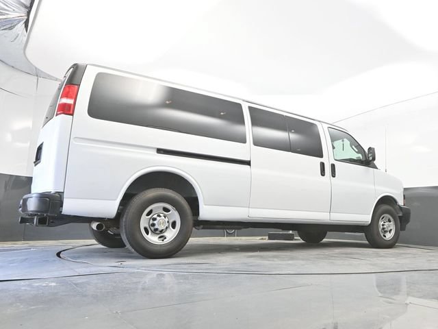 Used 2024 Chevrolet Express 3500 LS RWD image 38