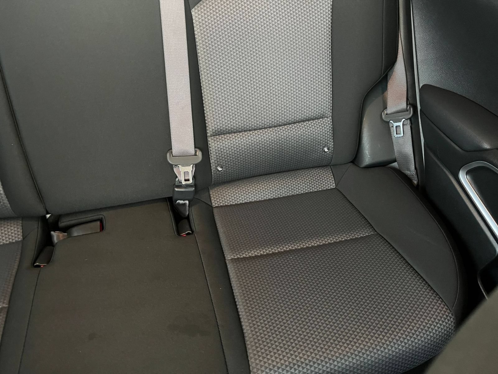 Used 2025 Kia Soul LX w/ LX Technology Package FWD image 36
